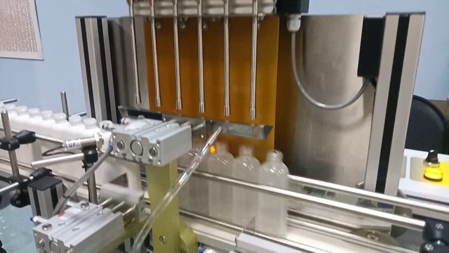 Мини линия с погружением носиков для жидких продуктов