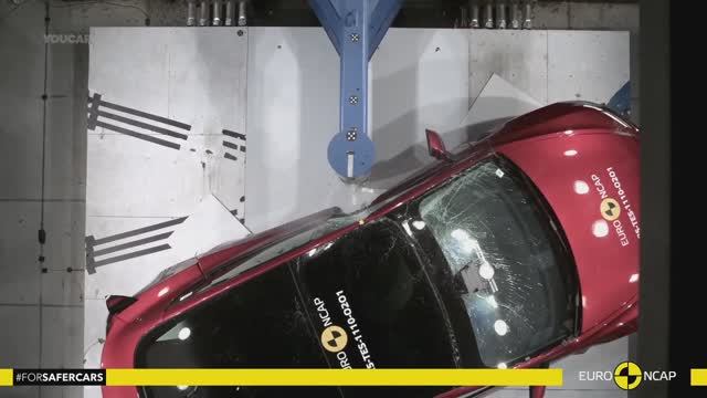 Краш-тест новой модели Tesla 3 (2025)