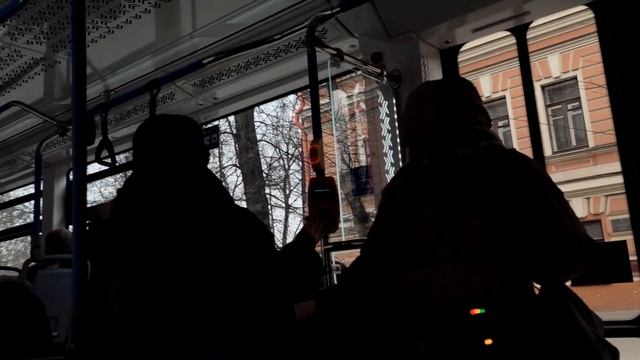 Трамвай 3 (Давлатов) от пл Репина до Невского.
