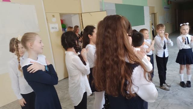 VID_20250523_120557.mp4