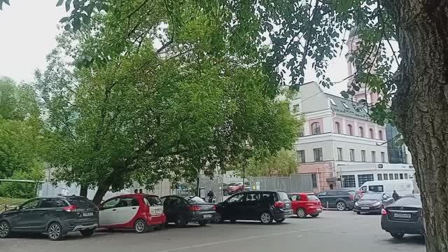Еду по Калуге на дачу.Правый и левый берег из окна автобуса.