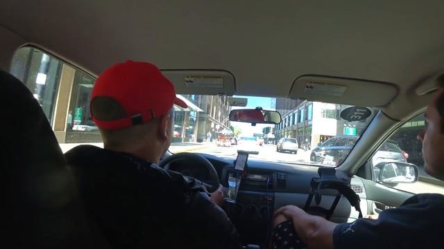 Бомбила в деле! Сколько Зарабатывает Водитель Такси в