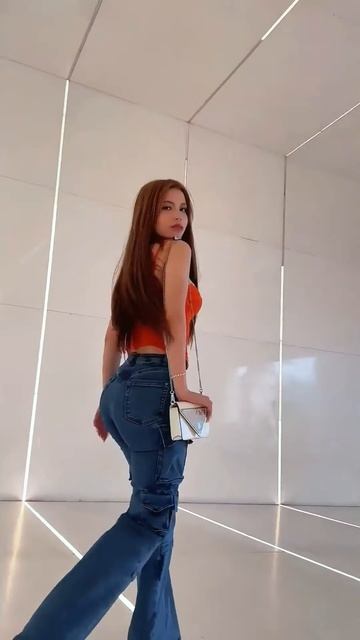 CMBvxIY_sD8 - These Fit Jeans look beautiful on this girl #shorts #fashion #style