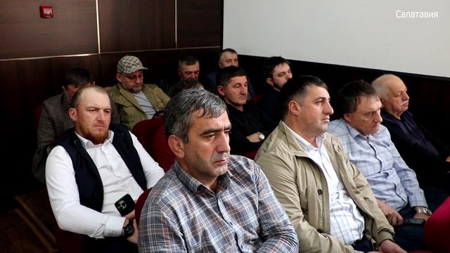 Совещание актива района в администрации МР "Казбековский район"