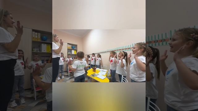 Открытое занятие в кружке по обучению детей английскому языку "Эй-би-си"