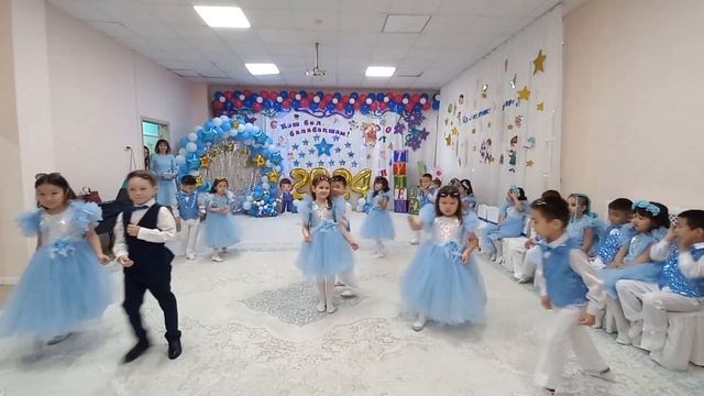 танец попурри 2024