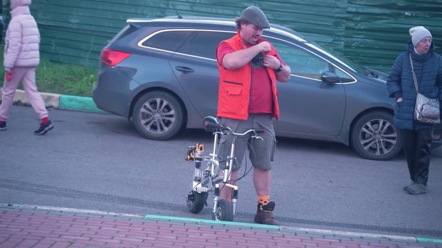 Самый мощный шуруповерт. Или сравнение дрелей DCD996 и DCD999.