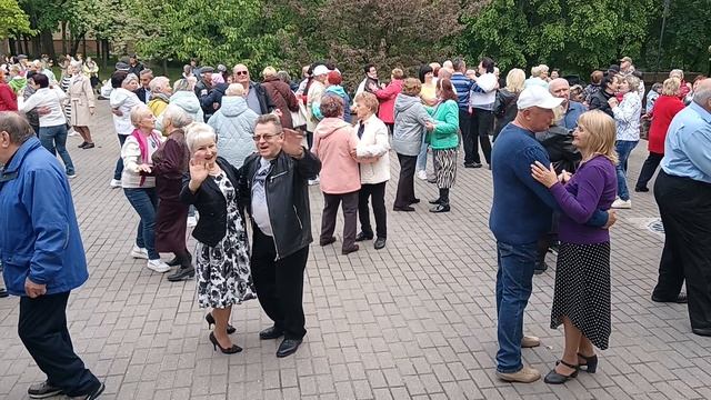 Мы желаем счастья вам...... 18.05.25 Гомель парк Луначарского 🥰💫