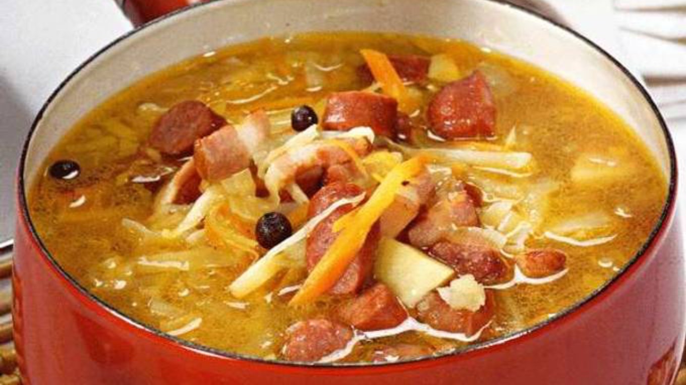 Щи с копченостями — насыщенный аромат русской души! 🍜🔥