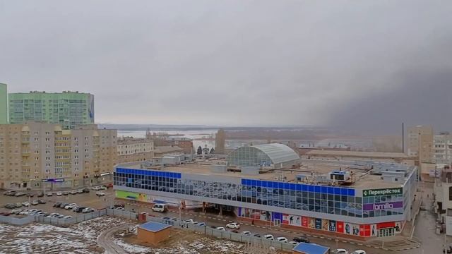 ЧП Энгельс 09.01.2025 Горит нефтебаза после атаки беспилот