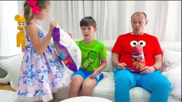 Miss Katy • Мисс Кейт - Кэти и Макс похожи на младенцев