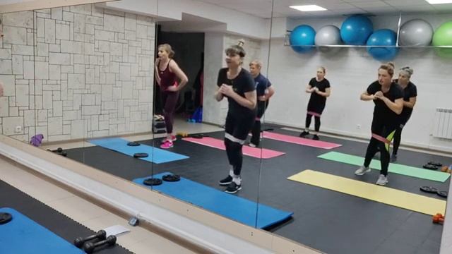 16 х 4 РУКИ, БЕДРА, ПРЕСС