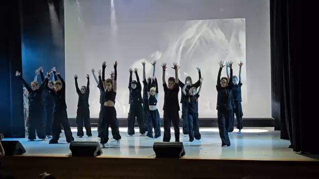 Противостояние - SB и Storm Crew - Танцевальная студия Light Move