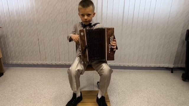 Буткевич Игорь, 1.М.Качурбина "Мишка с куклой танцуют польку", 2.А.Матовицкая "Фокстрот"