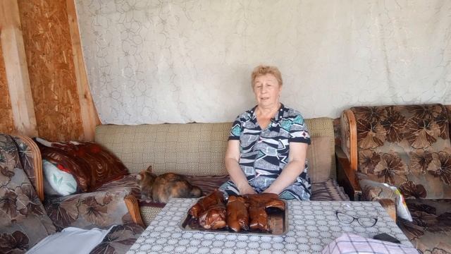 Копчу сало,сажаю цветы.