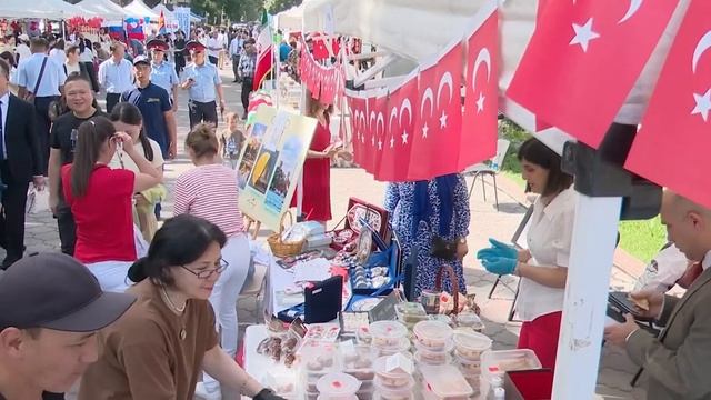 🇰🇬🎊В Бишкеке состоялась благотворительная дипломатическая ярмарка