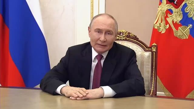 российский лидер.🇷🇺 Владимир Владимирович Путин поздравил. легендарную газету Комсомольскую правду