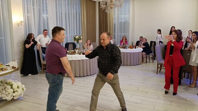 1000022396.mp4