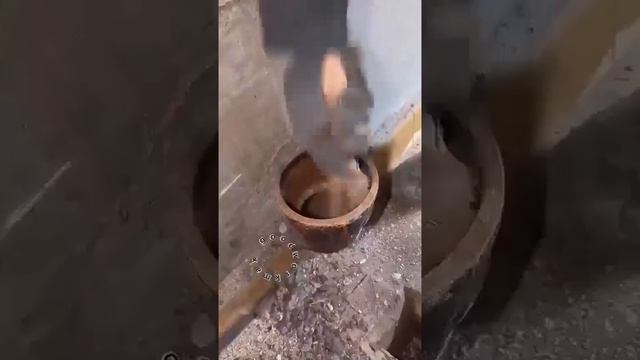 Как выглядит демонтаж и замена трубы.