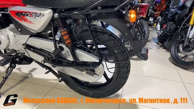 Мотоцикл Bajaj 150X красный