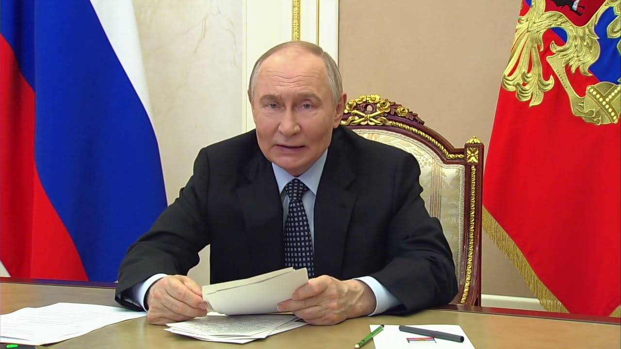 "От дронов до лазеров": Путин РАСКРЫЛ ПЛАНЫ России по захвату мирового рынка вооружений