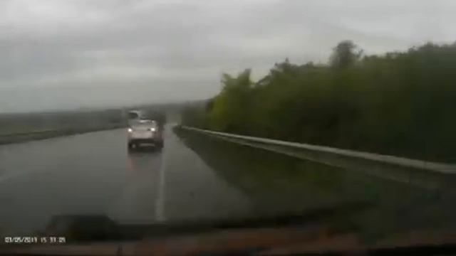Фуру занесло на М5 Уфа Самара.