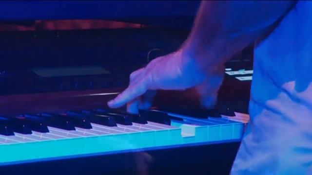 Phil Collins - Another Day In Paradise (Live at Montreux 2004)