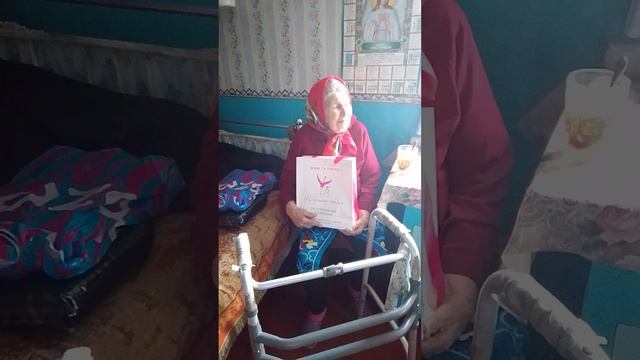 продолжаем поздравлять ветеранов и слушаем их истории😭😭😭