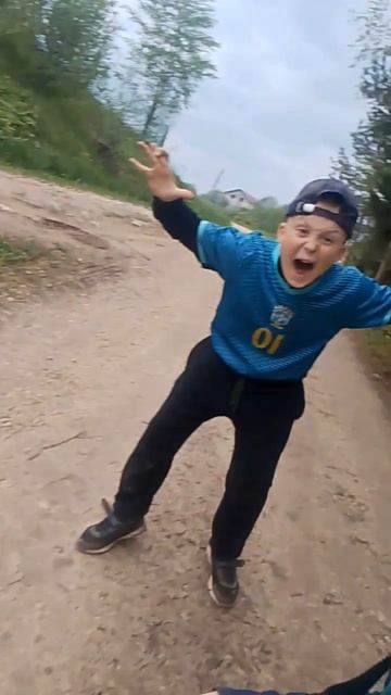 scene_output.mp4о