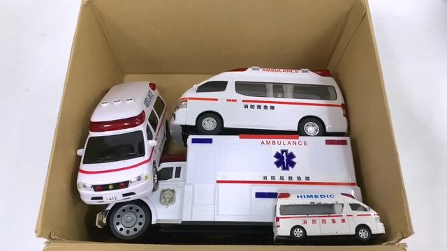 Мультики для малышей и Детские Машинки скорой помощи и