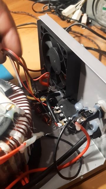 MAXINTER PLUS-8AT. Замена вентилятора.