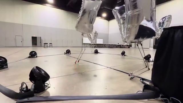 Buoyant Choreographies — это забавный арт-проект, представленный в ICRA в Атланте.