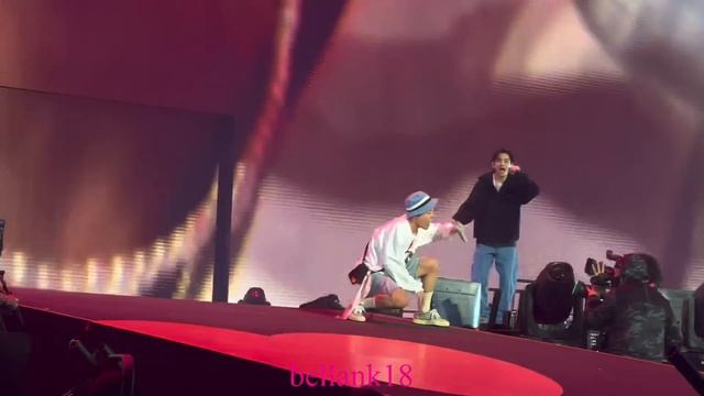 211202 (HOME!!!!) fancam BTS PTD on stage LA Final show