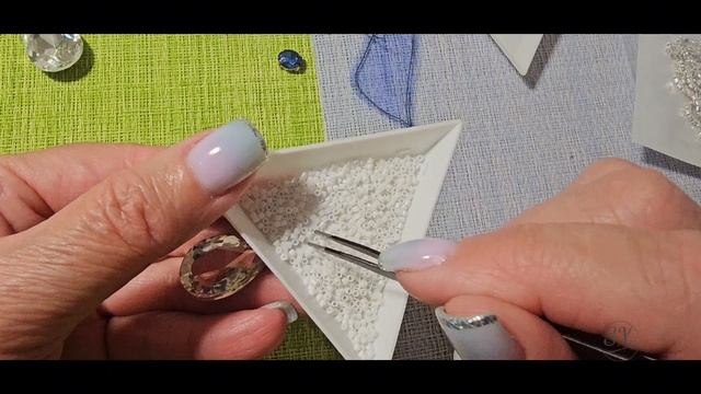 Мои работы #98  Брошь-стрекоза. Синяя стрекозка, похожа она на "Блестящую красавицу"?