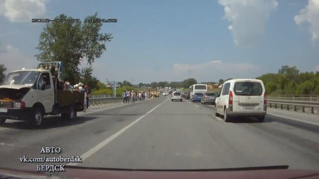 Подборка ситуаций на дороге М52 Бердск Академ НСК