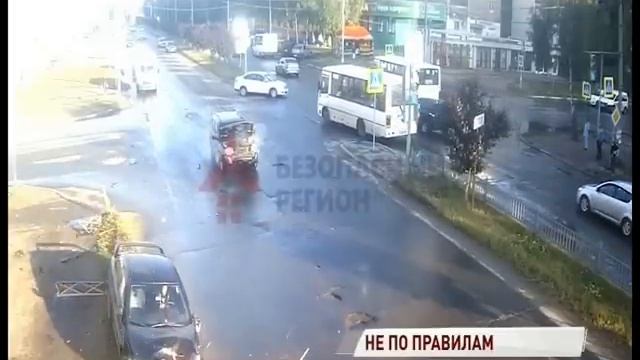 В жестком столкновении на проспекте Машиностроителей
