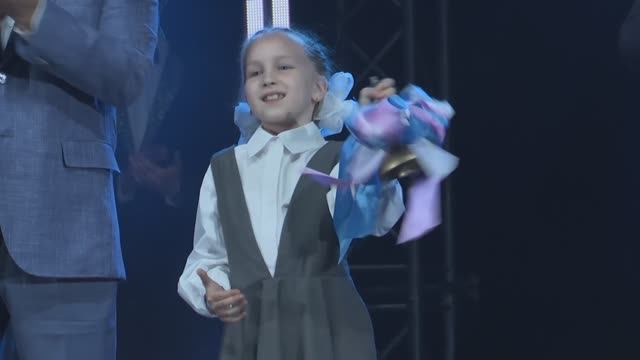 В Казани прозвенел последний звонок