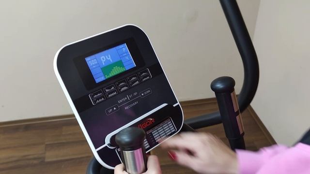 Мультимедійний Орбітрек Vigor 8901 до 150 кг. Мультимедійні?