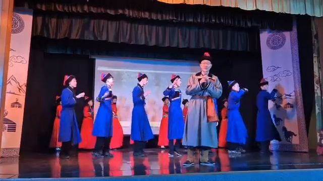Сагаалган (Белый месяц)