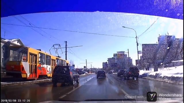 Барнаул, трамвай едет без водителя, 19.03.2021