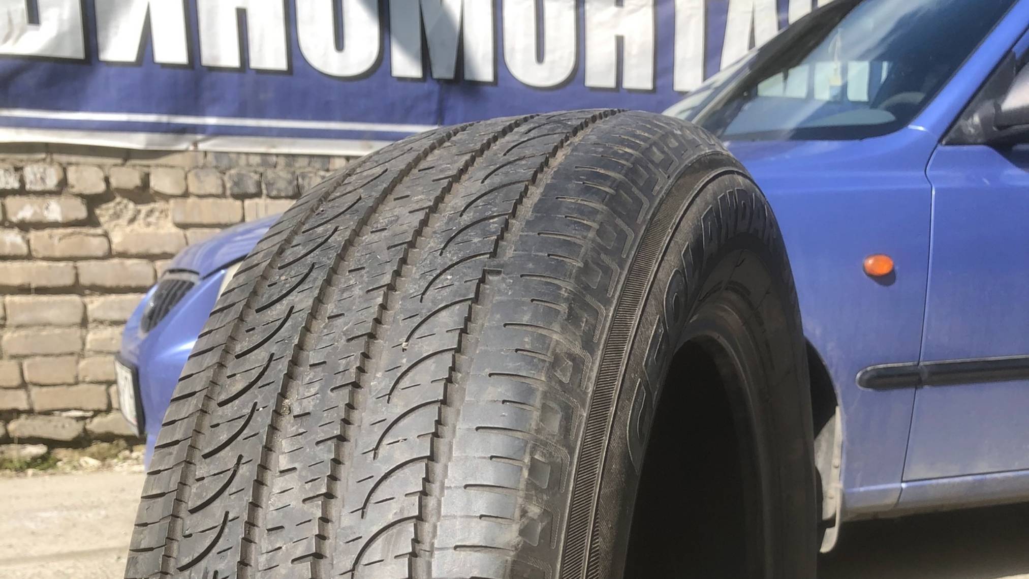 Шина б/у Yokohama Geolandar G055 245/60 R18 105H