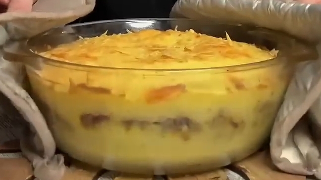 Картофельная ЗАПЕКАНКА с мясом...🥘😋