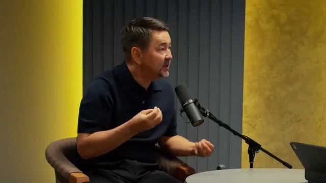 Интервью за 15 минут с Анжеликой Кайратовой