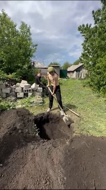 Бригада  ух 1 работает за 2