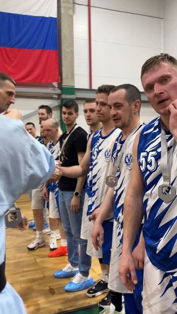 Награждение команды «Метрополитен» за 2 место