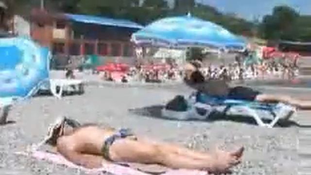ПРИКОЛ (на пляже)