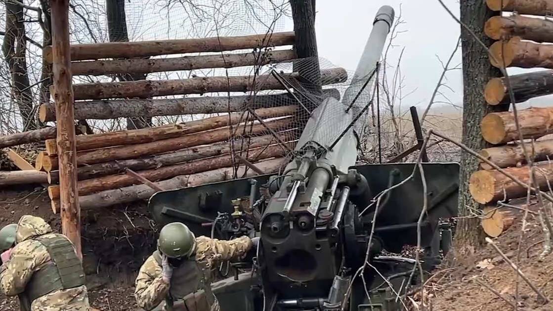 Расчет САУ "Гиацинт-С" уничтожил миномет боевиков на красноармейском направлении