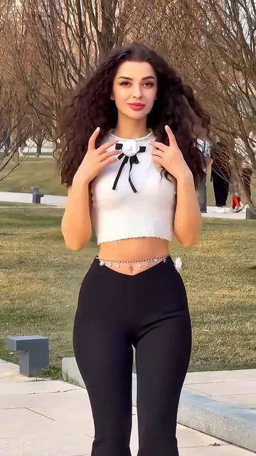 H9FpBSQQ2FU - My tight hem pants summer outfit for a weekend out #fashion #style #outfit #shorts