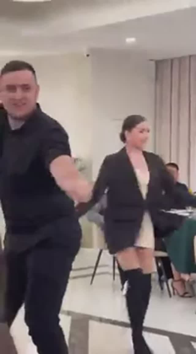 Танцор бесподобен!