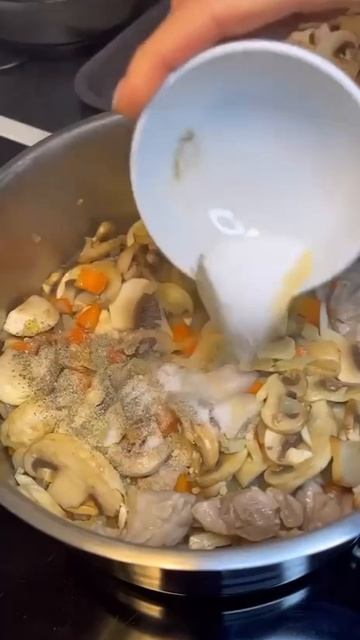 Куриный суп с грибами🍲